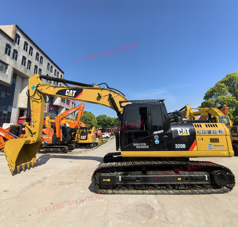 CAT320D excavator - Escavatore cingolato: foto 2 CAT320D excavator - Escavatore cingolato: foto 2