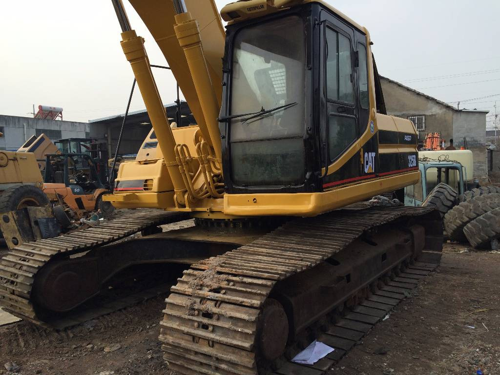 CATERPILLAR 325 B - Escavatore cingolato: foto 4 CATERPILLAR 325 B - Escavatore cingolato: foto 4