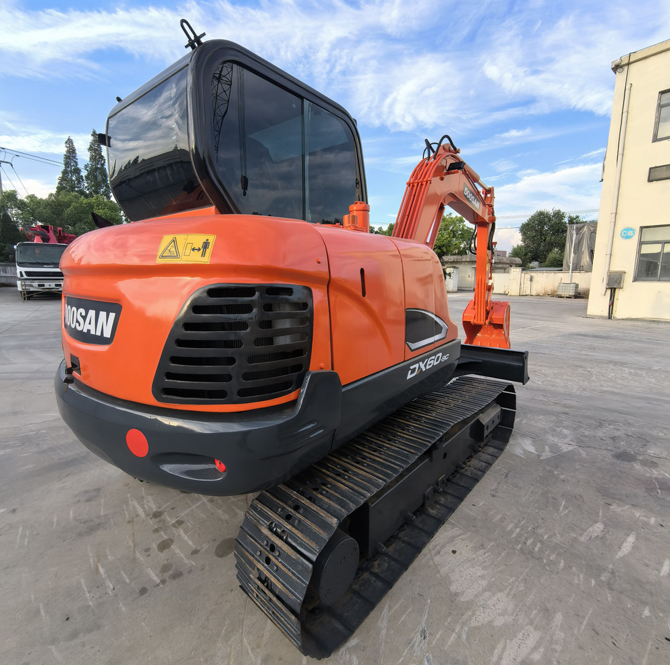 DOOSAN DX60 - Miniescavatore: foto 3 DOOSAN DX60 - Miniescavatore: foto 3
