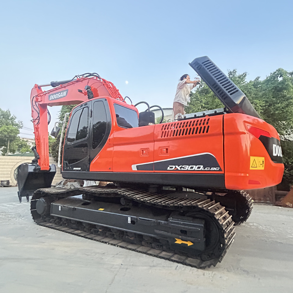 Doosan DX300LC Crawler Excavator - Escavatore cingolato: foto 3 Doosan DX300LC Crawler Excavator - Escavatore cingolato: foto 3
