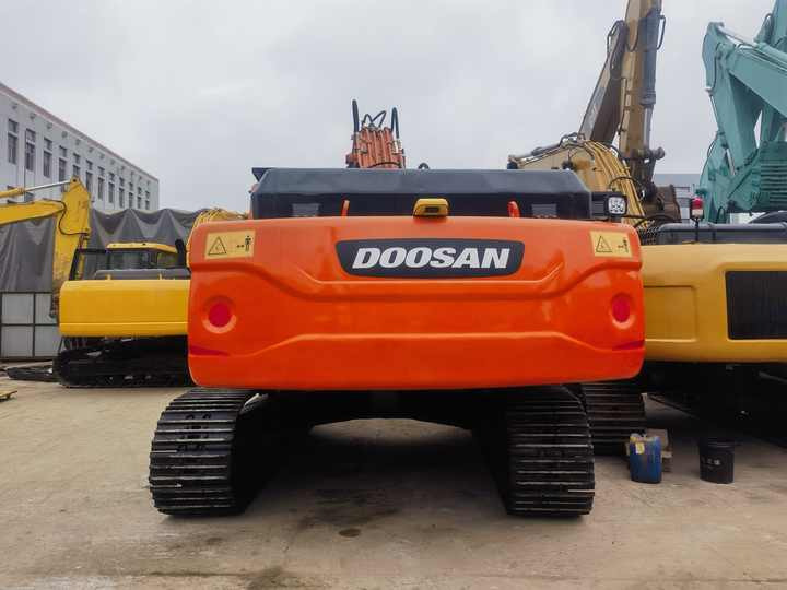 Good Condition Used Excavators Japan Used Excavator DOOSAN DX340LCA Hydraulic Crawler Digger Excavator for Sale - Escavatore cingolato: foto 2 Good Condition Used Excavators Japan Used Excavator DOOSAN DX340LCA Hydraulic Crawler Digger Excavator for Sale - Escavatore cingolato: foto 2