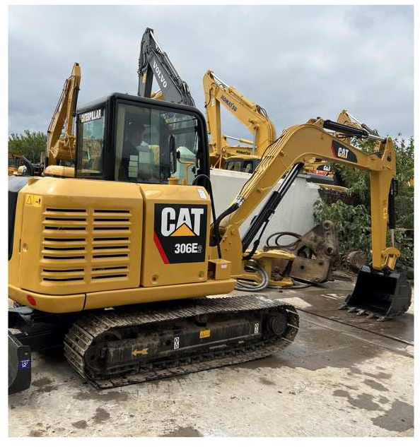 High Quality Second hand Excavator CAT 305.5E2 306E2 Provide Forwarder For Customs Clearance - Escavatore cingolato: foto 1 High Quality Second hand Excavator CAT 305.5E2 306E2 Provide Forwarder For Customs Clearance - Escavatore cingolato: foto 1