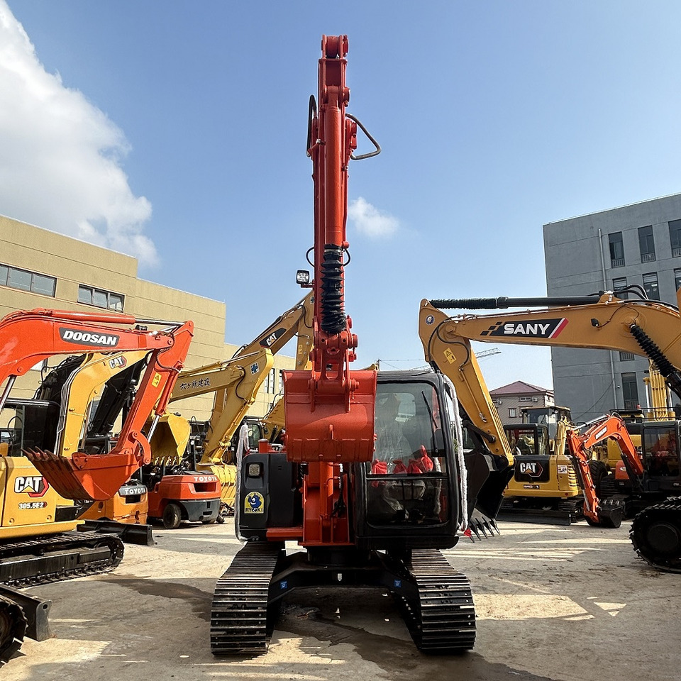 Hitachi ZX70 Excavator - Miniescavatore: foto 4 Hitachi ZX70 Excavator - Miniescavatore: foto 4