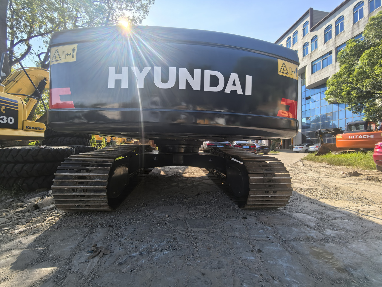 Escavatore gommato Hyundai 220lc-9s   excavator: foto 6