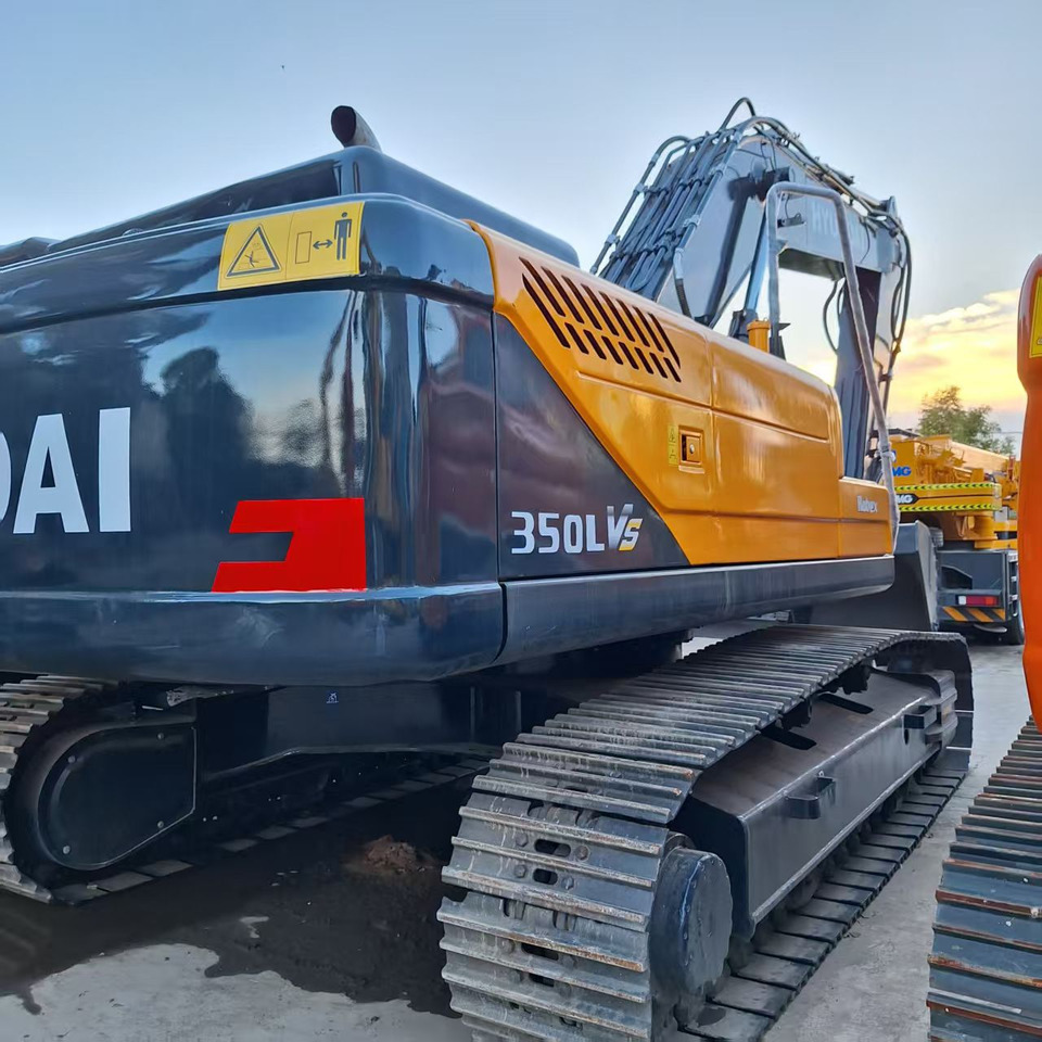 Hyundai 350LVS excavator - Escavatore gommato: foto 4 Hyundai 350LVS excavator - Escavatore gommato: foto 4