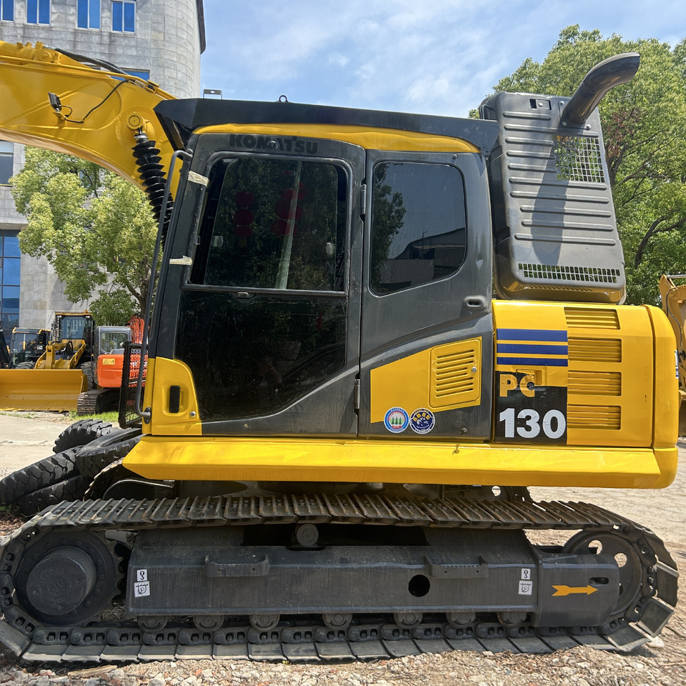 Leasing di Komatsu PC130-7 Excavator Komatsu PC130-7 Excavator: foto 6 Leasing di Komatsu PC130-7 Excavator Komatsu PC130-7 Excavator: foto 6