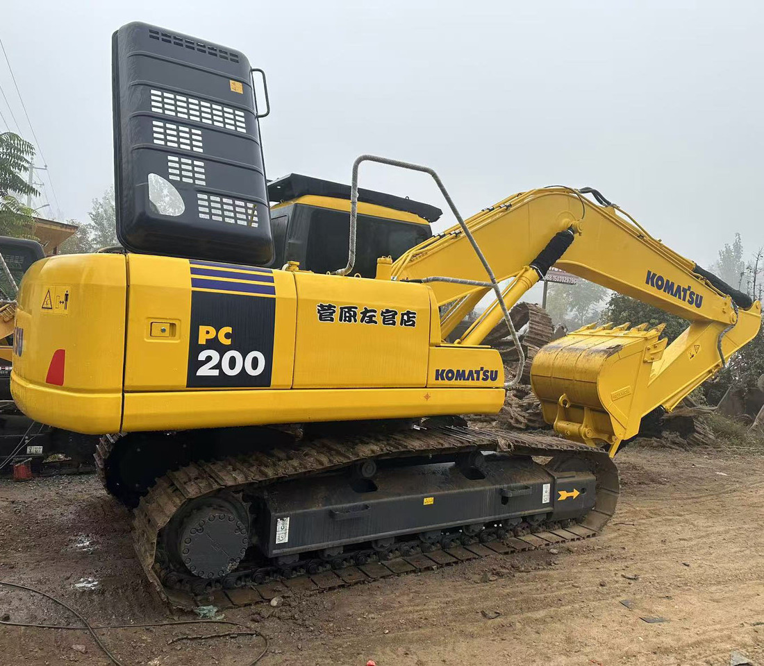 Komatsu PC200-7 excavator - Escavatore cingolato: foto 1 Komatsu PC200-7 excavator - Escavatore cingolato: foto 1
