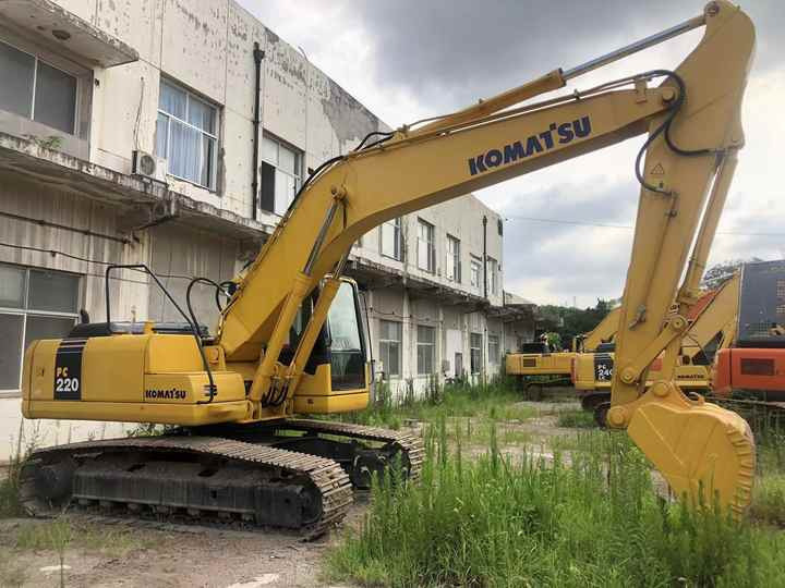 Escavatore cingolato Komatsu PC220-7: foto 6