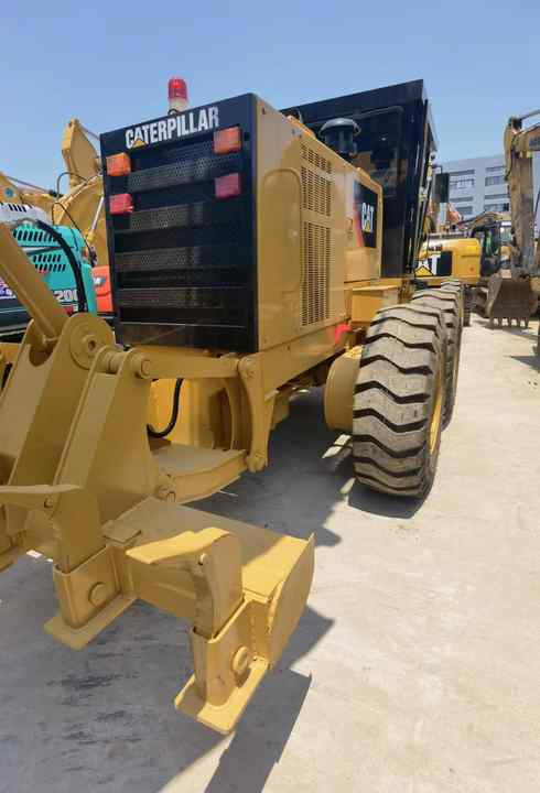 Made in Japan Motor grader used Caterpillar CAT 140k 140G 140K 12H on discount - Grader: foto 5 Made in Japan Motor grader used Caterpillar CAT 140k 140G 140K 12H on discount - Grader: foto 5