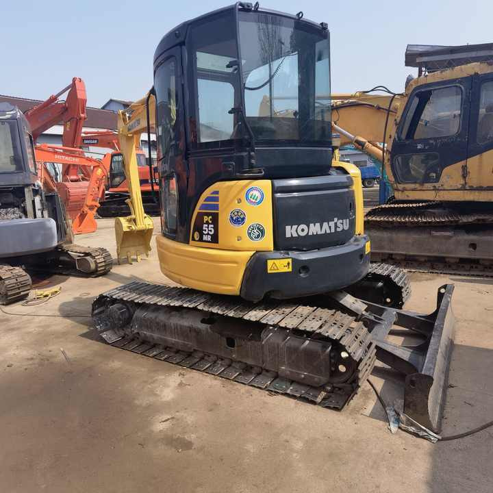 Made in Japan used komatsu excavator PC55MR 5ton hydraulic crawler komatsu pc55 excavator for sale - Miniescavatore: foto 2 Made in Japan used komatsu excavator PC55MR 5ton hydraulic crawler komatsu pc55 excavator for sale - Miniescavatore: foto 2