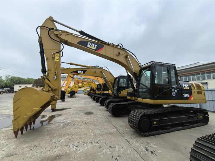 Used CAT 320D excavator in good condition at low price CAT 320D 320D2 320DL excavator for sale cat 320d2 - Escavatore cingolato: foto 2 Used CAT 320D excavator in good condition at low price CAT 320D 320D2 320DL excavator for sale cat 320d2 - Escavatore cingolato: foto 2
