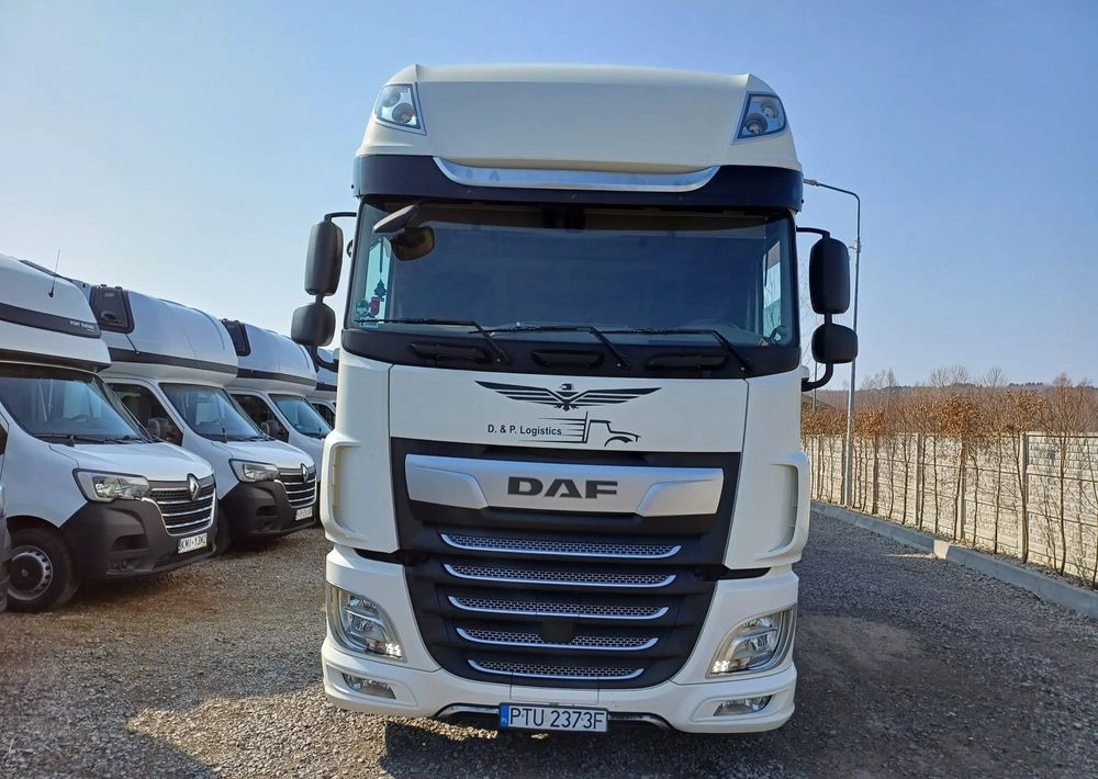 DAF XF 480 SUPER SPACE CAB / ZESTAW TANDEM PRZEJAZDOWY 120m3 - Camion centinato: foto 5 DAF XF 480 SUPER SPACE CAB / ZESTAW TANDEM PRZEJAZDOWY 120m3 - Camion centinato: foto 5
