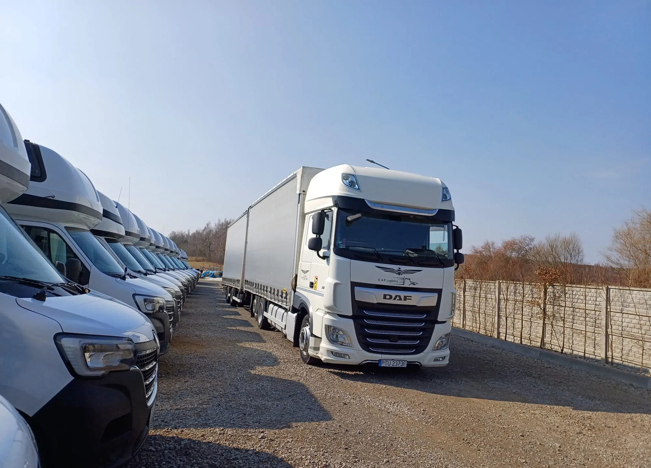 DAF XF 480 SUPER SPACE CAB / ZESTAW TANDEM PRZEJAZDOWY 120m3 - Camion centinato: foto 3 DAF XF 480 SUPER SPACE CAB / ZESTAW TANDEM PRZEJAZDOWY 120m3 - Camion centinato: foto 3