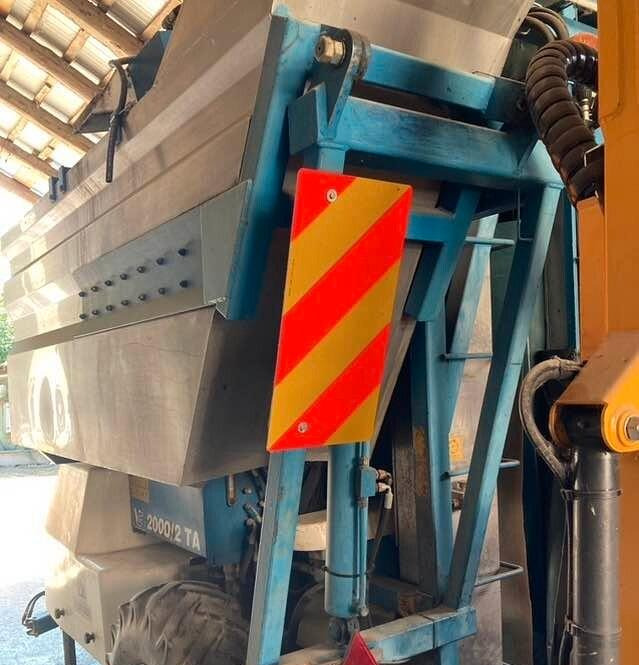 Vendemmiatrice Volentieri VG 2000/2 TA - Vendemmiatrice: foto 2 Vendemmiatrice Volentieri VG 2000/2 TA - Vendemmiatrice: foto 2