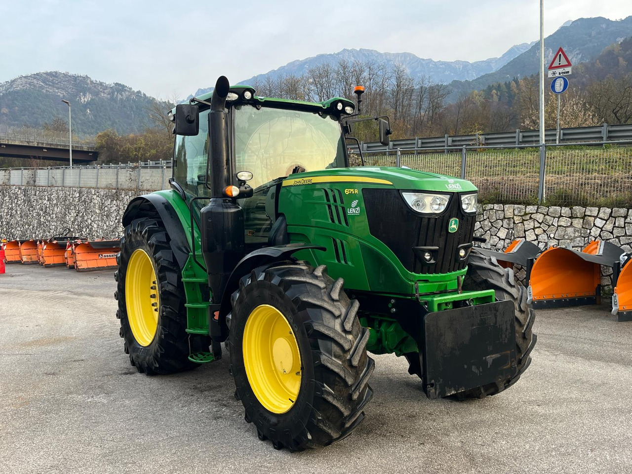 John Deere 6175R - Trattore: foto 4 John Deere 6175R - Trattore: foto 4