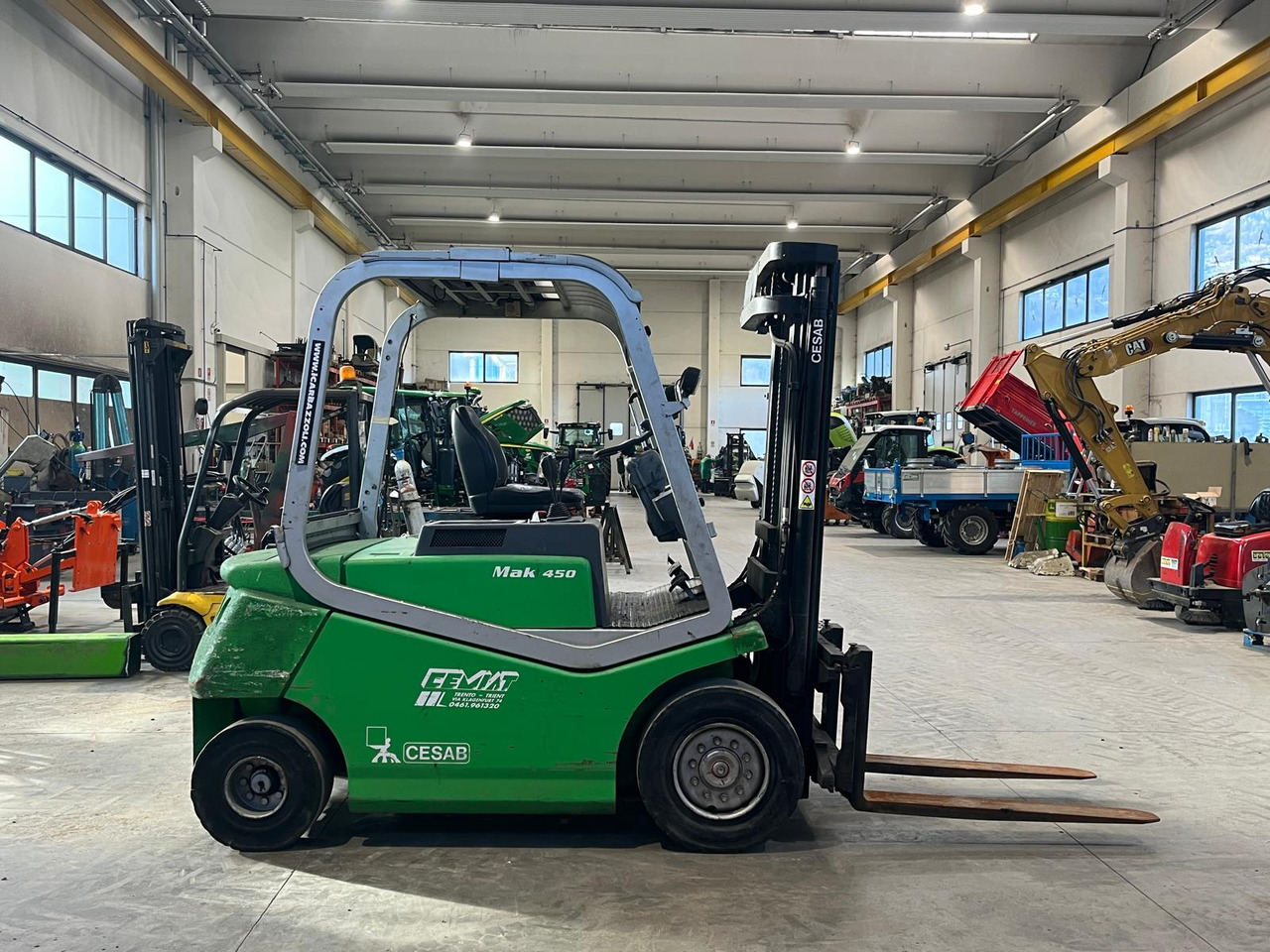 MULETTO CESAB MAK 450 - Carrello elevatore elettrico: foto 2 MULETTO CESAB MAK 450 - Carrello elevatore elettrico: foto 2