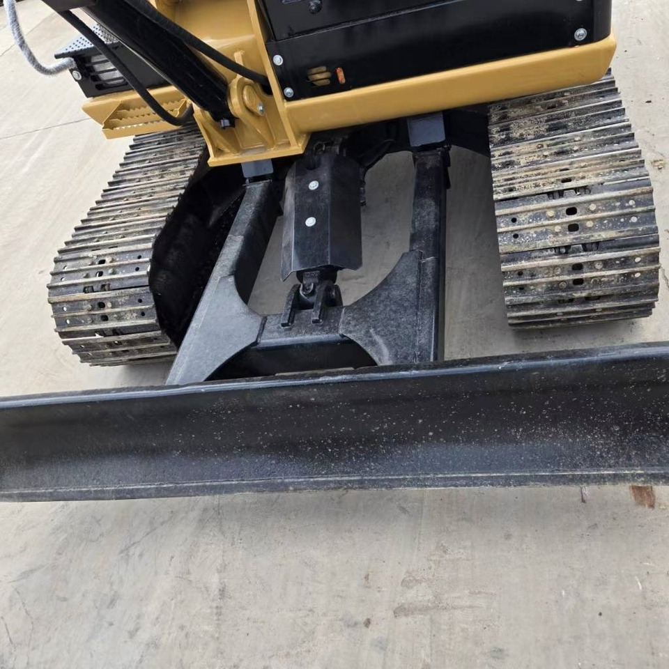 CAT 305  - Miniescavatore: foto 4 CAT 305  - Miniescavatore: foto 4