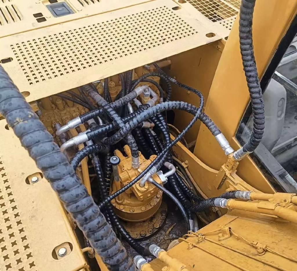 CAT 320 C  - Escavatore cingolato: foto 5 CAT 320 C  - Escavatore cingolato: foto 5