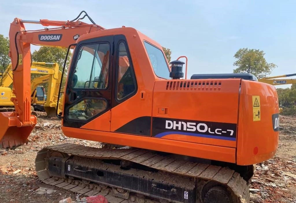 Escavatore cingolato Doosan 150: foto 9