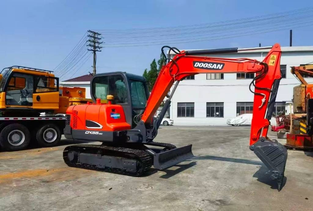 Doosan DH 55 - Miniescavatore: foto 1 Doosan DH 55 - Miniescavatore: foto 1
