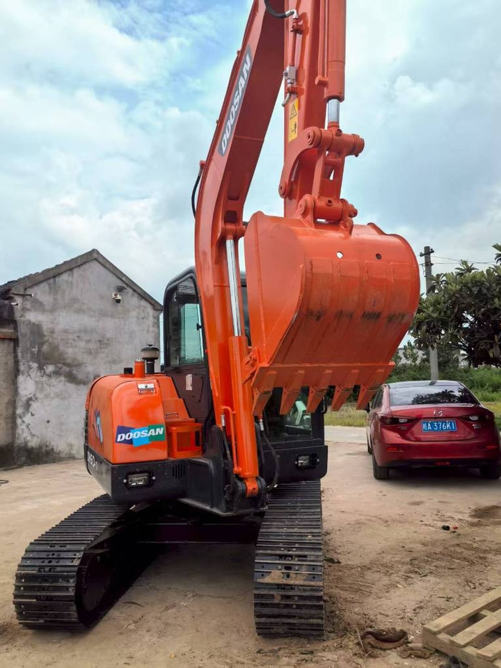Doosan DH 60-7 - Miniescavatore: foto 1 Doosan DH 60-7 - Miniescavatore: foto 1