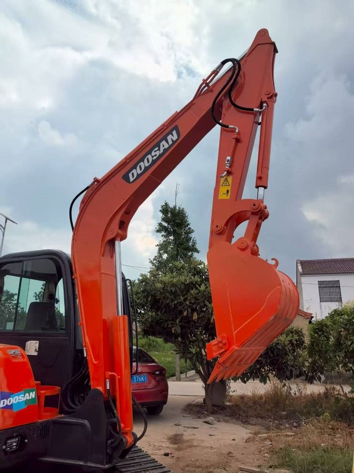 Doosan DH 60 - Miniescavatore: foto 3 Doosan DH 60 - Miniescavatore: foto 3
