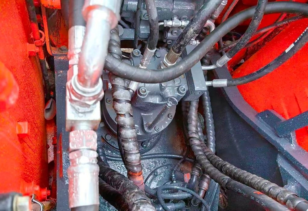 Doosan DX 140 - Escavatore cingolato: foto 4 Doosan DX 140 - Escavatore cingolato: foto 4