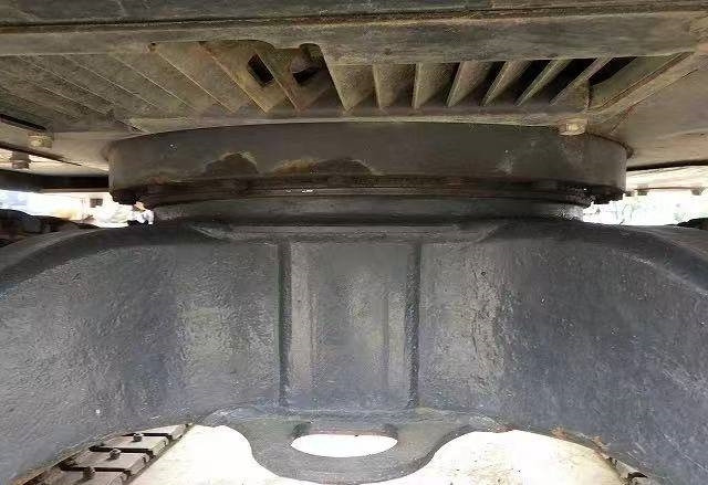 Hitachi 30 - Escavatore cingolato: foto 3 Hitachi 30 - Escavatore cingolato: foto 3