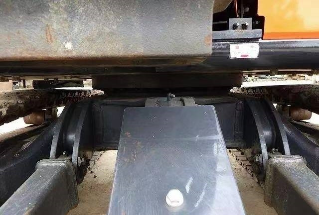 Hitachi 30 - Escavatore cingolato: foto 4 Hitachi 30 - Escavatore cingolato: foto 4