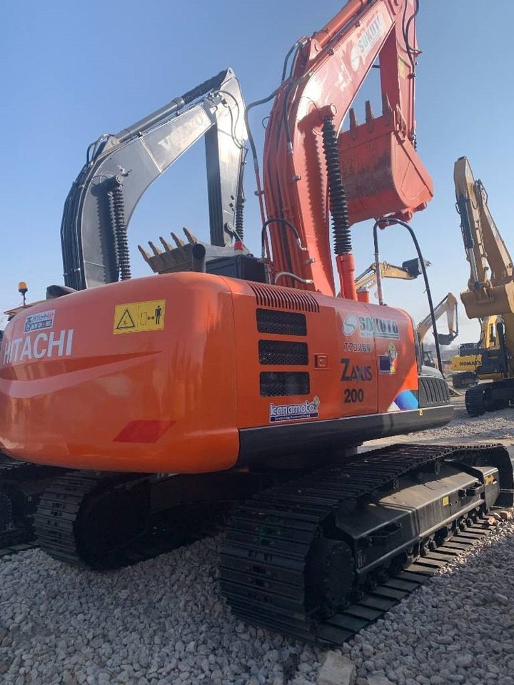 Hitachi ZX 200 - Escavatore cingolato: foto 1 Hitachi ZX 200 - Escavatore cingolato: foto 1