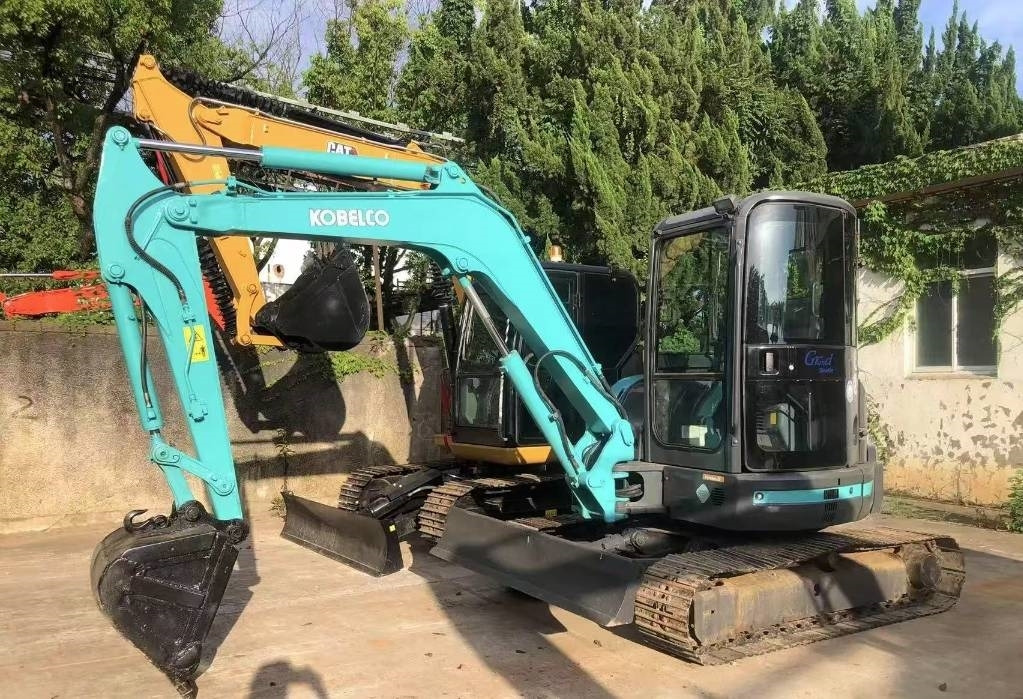 Kobelco SK 55 - Miniescavatore: foto 1 Kobelco SK 55 - Miniescavatore: foto 1