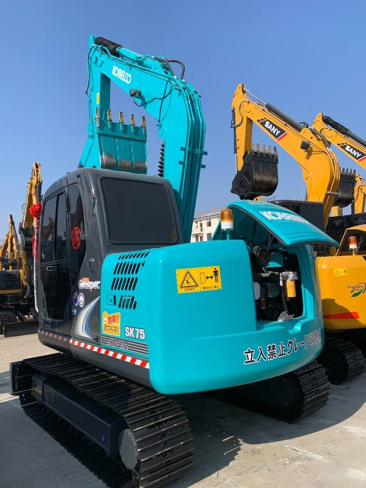 Kobelco SK 75 - Escavatore cingolato: foto 1 Kobelco SK 75 - Escavatore cingolato: foto 1