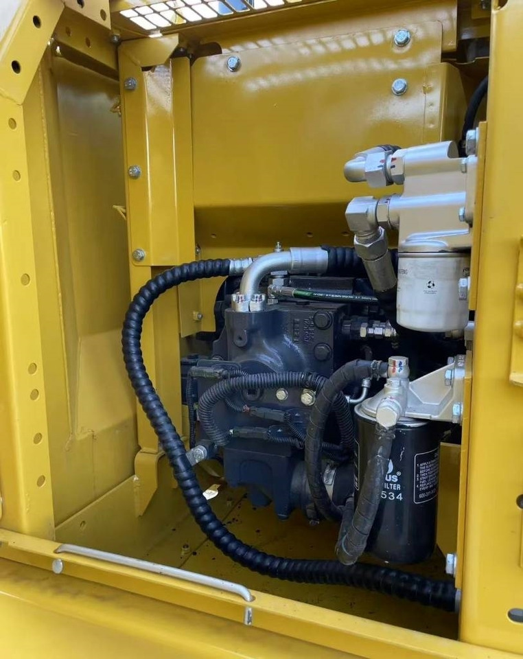 Komatsu PC 130  - Escavatore cingolato: foto 4 Komatsu PC 130  - Escavatore cingolato: foto 4