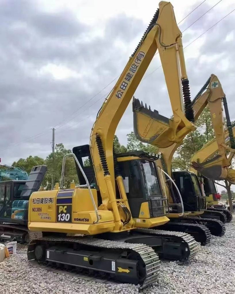 Komatsu PC 130  - Escavatore cingolato: foto 1 Komatsu PC 130  - Escavatore cingolato: foto 1