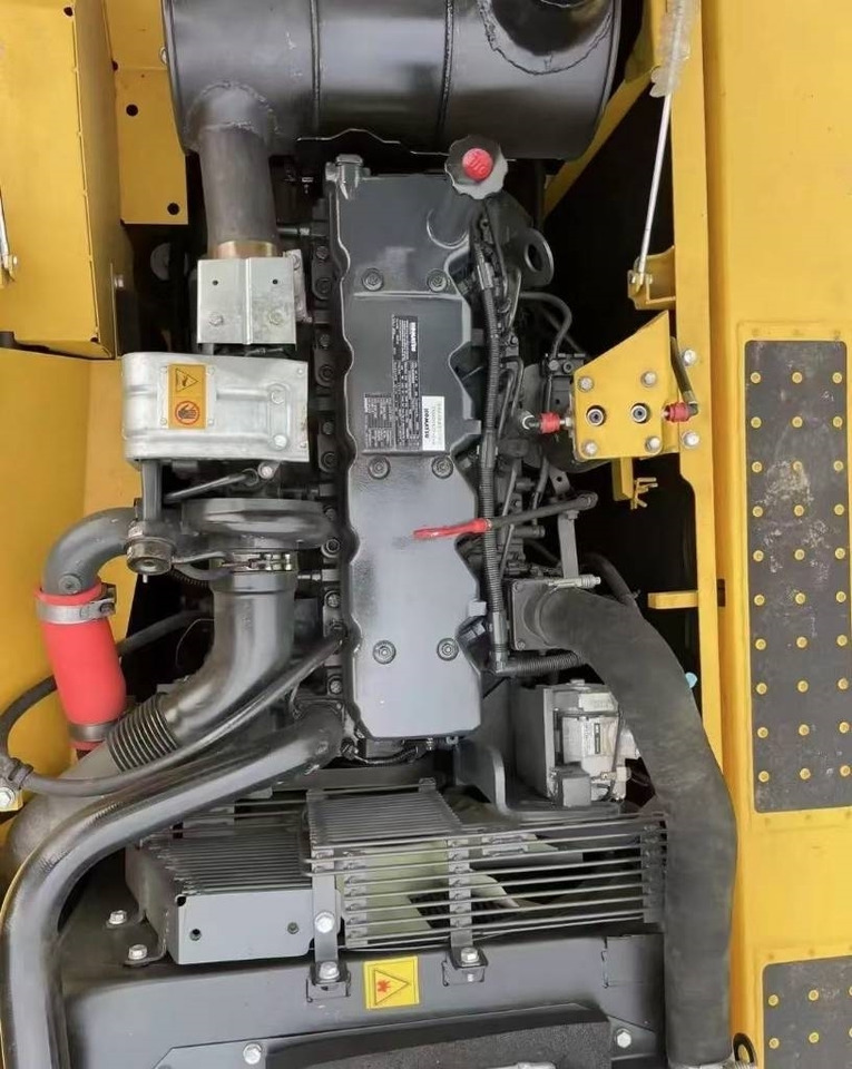 Komatsu PC 240 - Escavatore cingolato: foto 2 Komatsu PC 240 - Escavatore cingolato: foto 2