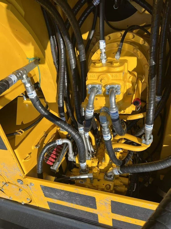 Escavatore cingolato Komatsu PC 300: foto 7