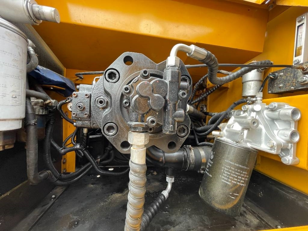 Sany SY 215 - Escavatore cingolato: foto 4 Sany SY 215 - Escavatore cingolato: foto 4