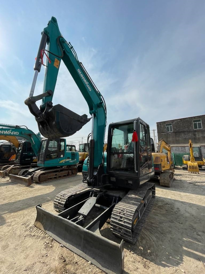 Sunward 70 - Miniescavatore: foto 3 Sunward 70 - Miniescavatore: foto 3