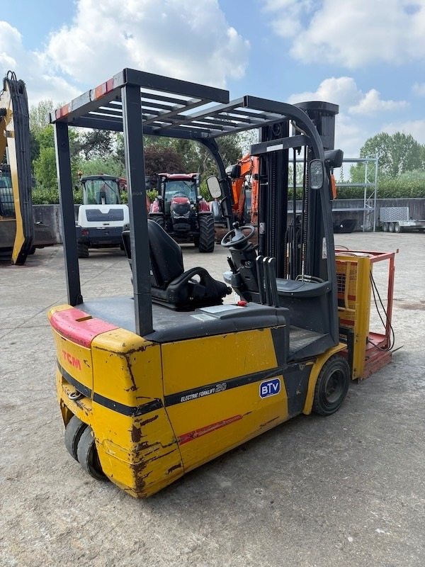 TCM FTB 20-7 - Carrello elevatore elettrico: foto 3 TCM FTB 20-7 - Carrello elevatore elettrico: foto 3