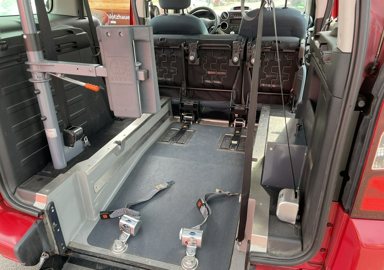 Autovettura Citroen Berlingo II Berlingo 1.6 do przewozu Niepełnosprawnych inwalida rampa 2018: foto 14