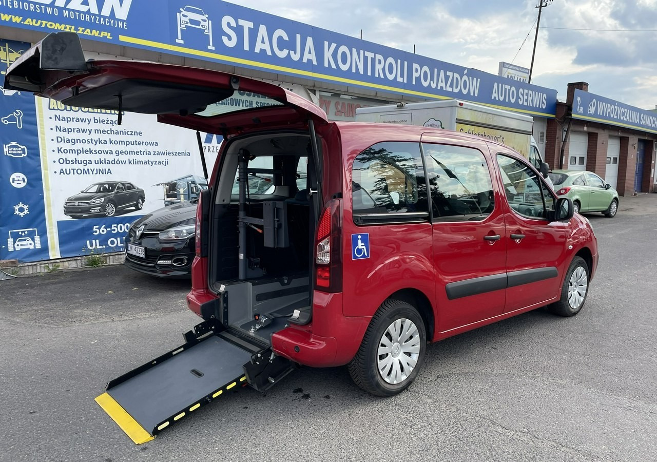 Citroen Berlingo II Berlingo 1.6 do przewozu Niepełnosprawnych inwalida rampa 2018 - Autovettura: foto 1 Citroen Berlingo II Berlingo 1.6 do przewozu Niepełnosprawnych inwalida rampa 2018 - Autovettura: foto 1