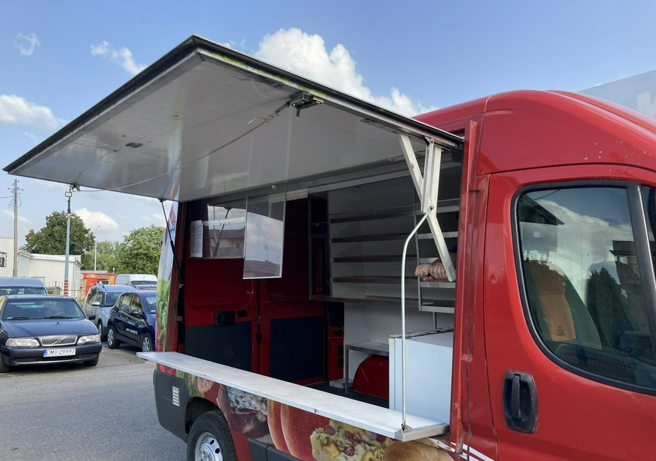 Citroen Jumper Jumper Autosklep Gastronomiczny Food Truck Foodtruck sklep bar 2015 - Autonegozio: foto 4 Citroen Jumper Jumper Autosklep Gastronomiczny Food Truck Foodtruck sklep bar 2015 - Autonegozio: foto 4
