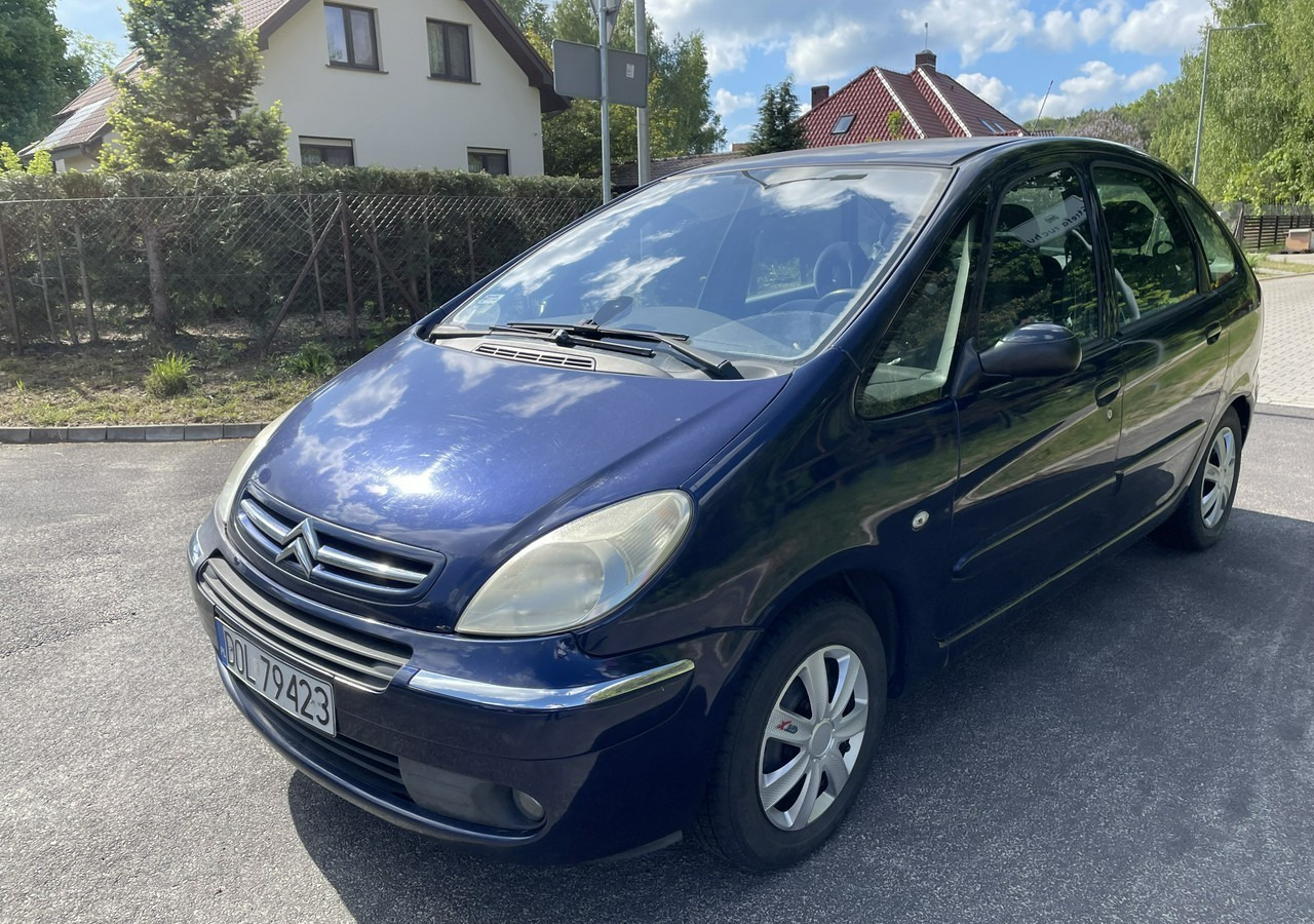 Citroen Xsara Picasso Citroen Xsara Picasso 1.6HDI-110KM Klima tempomat 2006 - Autovettura: foto 2 Citroen Xsara Picasso Citroen Xsara Picasso 1.6HDI-110KM Klima tempomat 2006 - Autovettura: foto 2