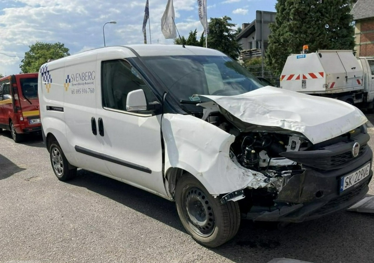 Furgone chiuso Fiat Doblo Fiat Doblo MAXI 1,6 jtd ECO Flex 105KM Klima 2021 Salon PL: foto 16 Furgone chiuso Fiat Doblo Fiat Doblo MAXI 1,6 jtd ECO Flex 105KM Klima 2021 Salon PL: foto 16