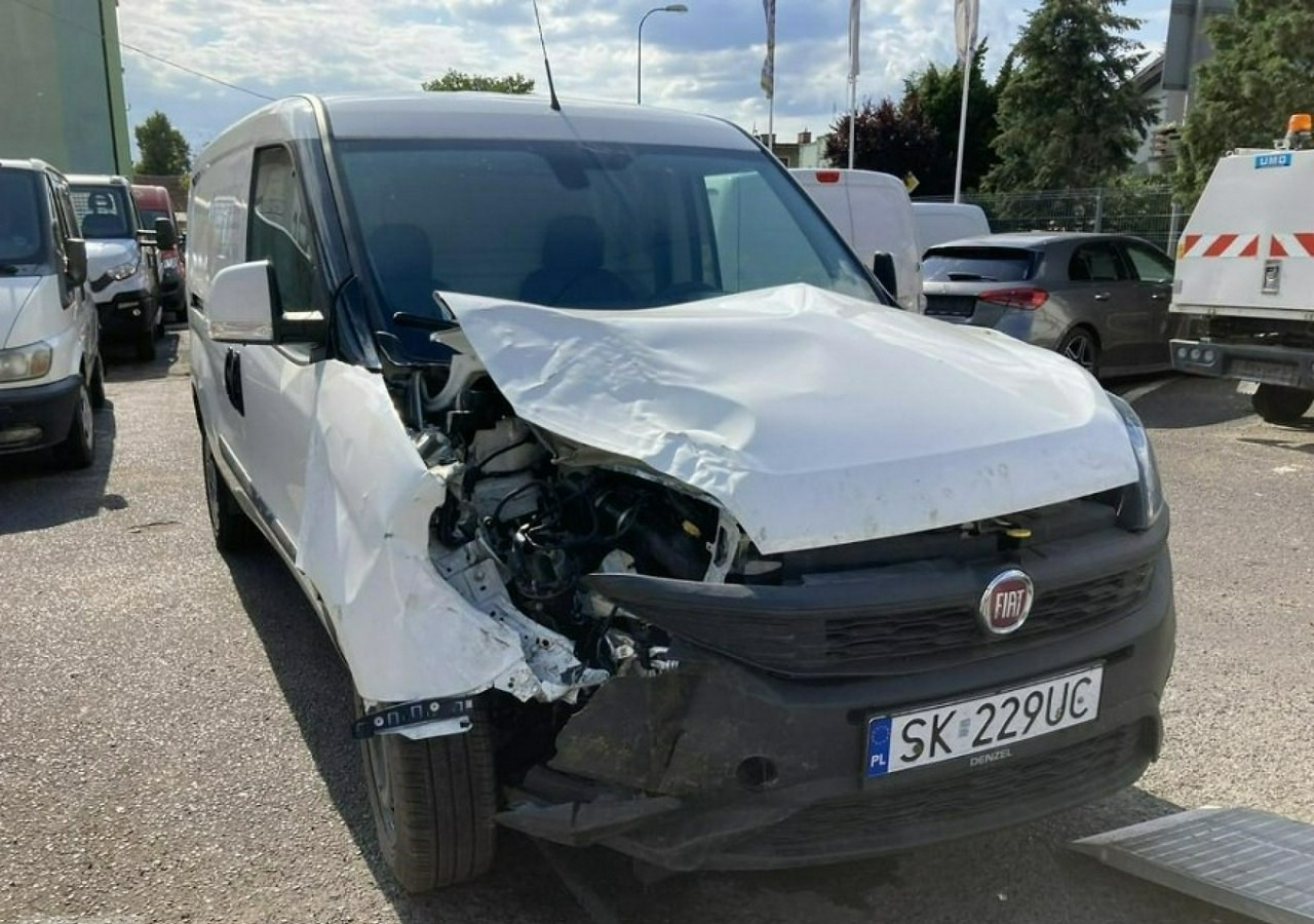 Fiat Doblo Fiat Doblo MAXI 1,6 jtd ECO Flex 105KM Klima 2021 Salon PL - Furgone chiuso: foto 2 Fiat Doblo Fiat Doblo MAXI 1,6 jtd ECO Flex 105KM Klima 2021 Salon PL - Furgone chiuso: foto 2