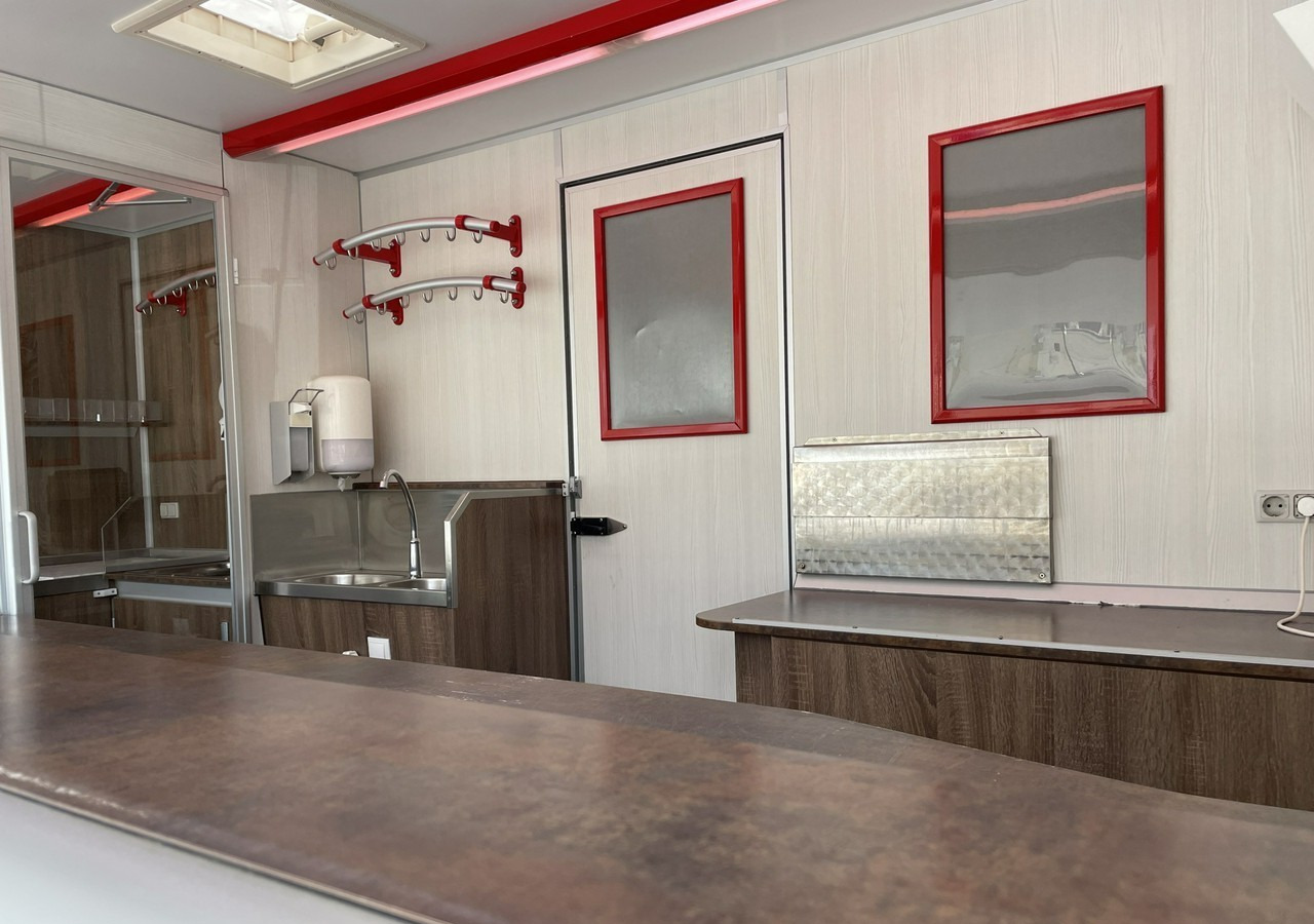 Fiat Ducato Autosklep Gastronomiczny Food Truck Foodtruck sklep W-zasil 2015 - Autonegozio: foto 3 Fiat Ducato Autosklep Gastronomiczny Food Truck Foodtruck sklep W-zasil 2015 - Autonegozio: foto 3
