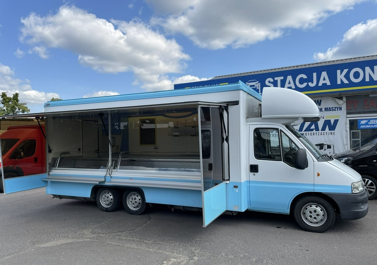 Fiat Ducato Autosklep Wędlin Gastronomiczny Food Truck Foodtruck Sklep bar 2006 - Autonegozio: foto 4 Fiat Ducato Autosklep Wędlin Gastronomiczny Food Truck Foodtruck Sklep bar 2006 - Autonegozio: foto 4