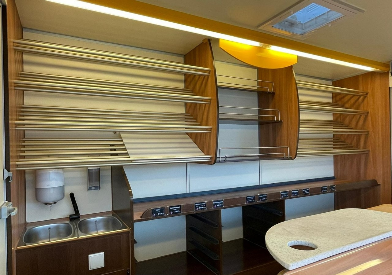 Fiat Ducato Autosklep piecz Gastronomiczny Food Truck Foodtruck sklep 132tkm Bor - Autonegozio: foto 3 Fiat Ducato Autosklep piecz Gastronomiczny Food Truck Foodtruck sklep 132tkm Bor - Autonegozio: foto 3