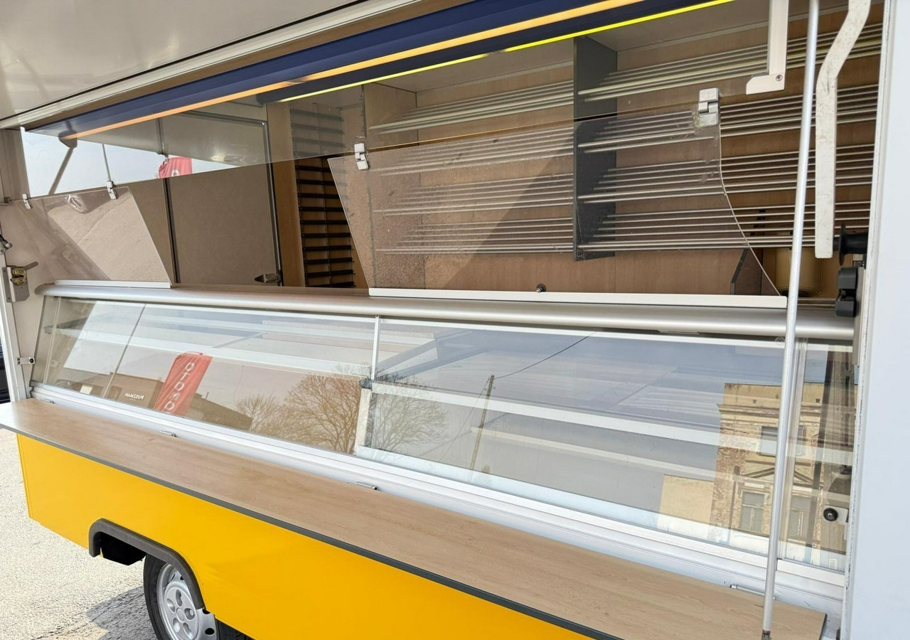 Fiat Ducato Autosklep pieczywa Gastronomiczny Food Truck Foodtruck sklep Borco - Autonegozio: foto 3 Fiat Ducato Autosklep pieczywa Gastronomiczny Food Truck Foodtruck sklep Borco - Autonegozio: foto 3