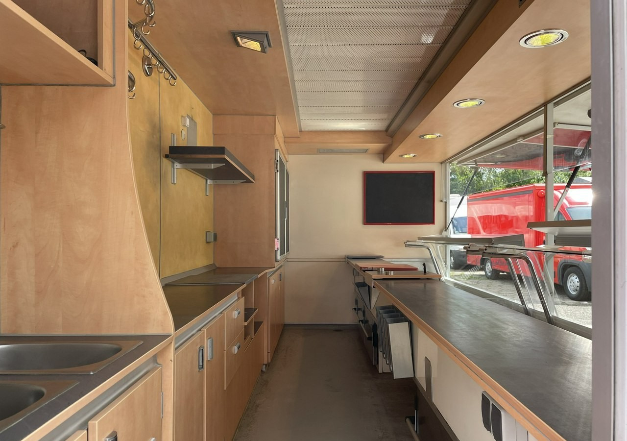 Fiat Ducato Autosklep wędlin Gastronomiczny Food Truck Foodtruck Sklep Borco - Autonegozio: foto 3 Fiat Ducato Autosklep wędlin Gastronomiczny Food Truck Foodtruck Sklep Borco - Autonegozio: foto 3